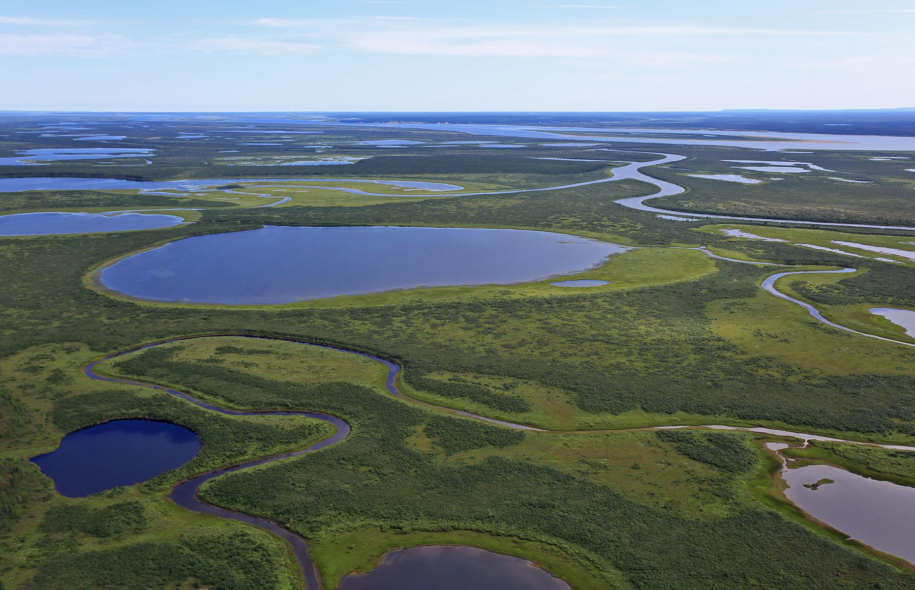 25 lakes that are actually bigger than some countries