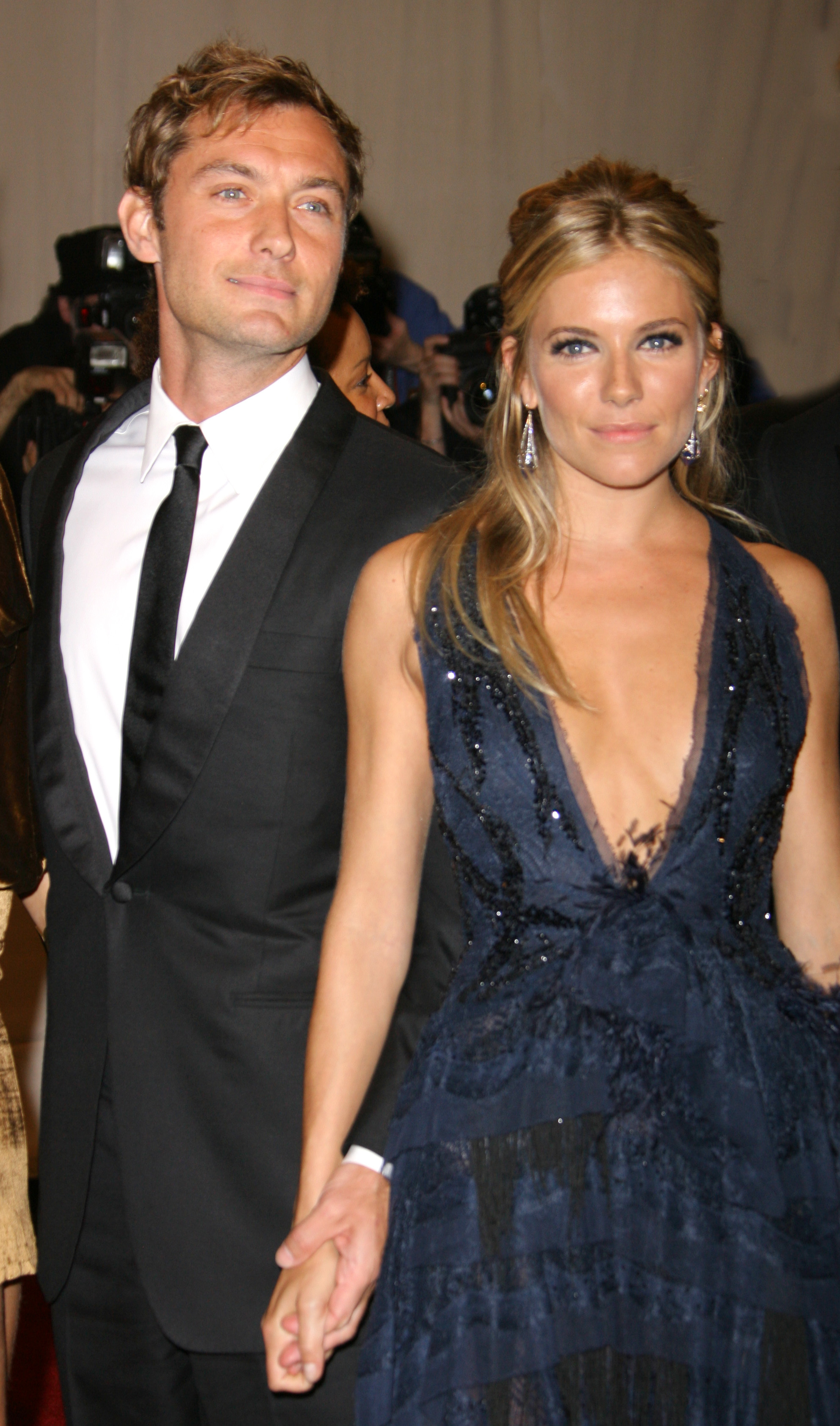 <p>Before she was caught traipsing around Europe with another woman's husband, Sienna Miller was the one being cheated on. In 2005, her then-fiancée, Jude Law, had an affair with his children's nanny, Daisy Wright, prompting Sienna to call off the engagement. They later reconciled only to call it quits for good in 2011.</p>