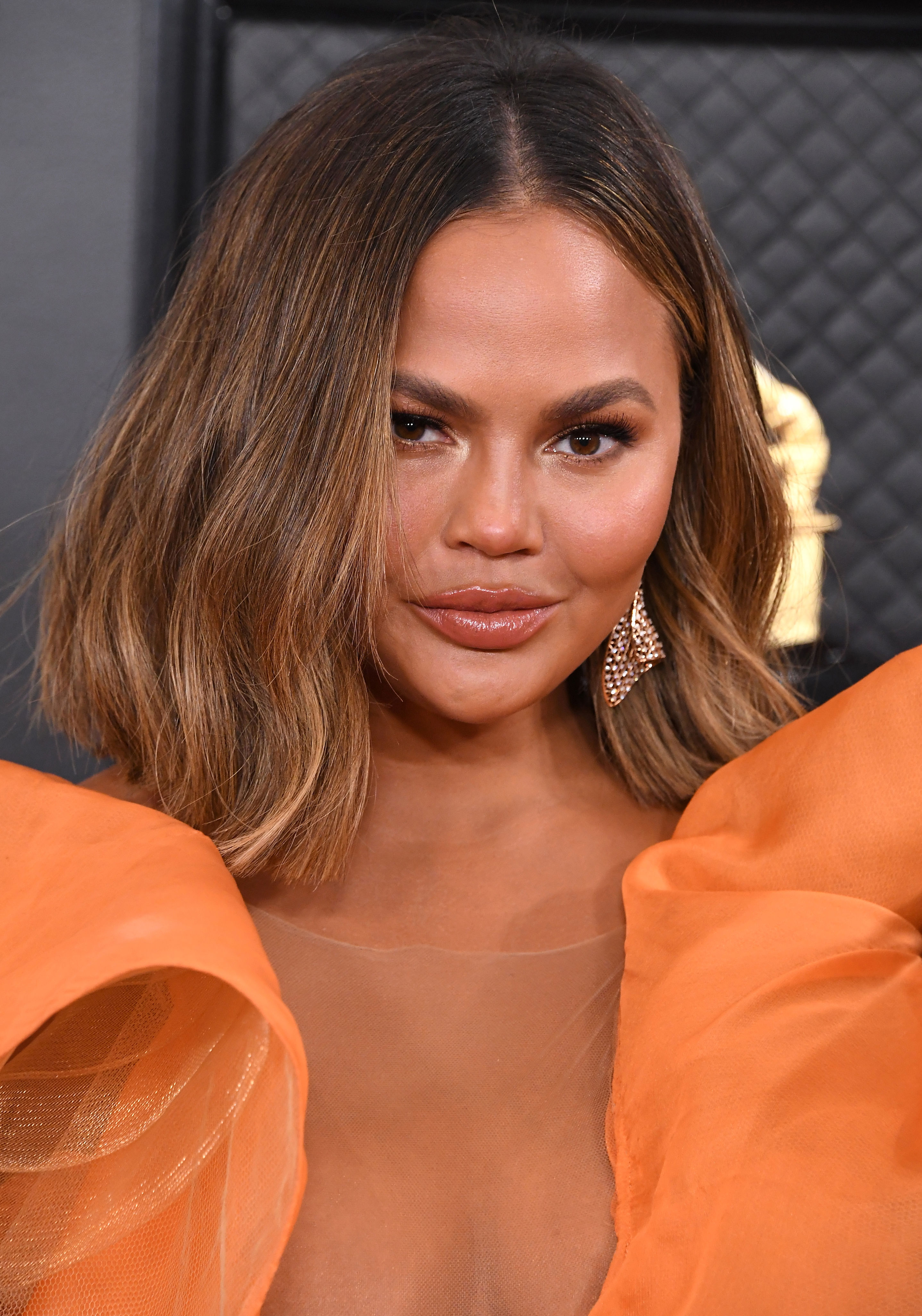<p><a href="https://www.wonderwall.com/celebrity/profiles/overview/chrissy-teigen-1561.article">Chrissy Teigen</a> has long been open about visiting plastic surgeons to look her best. In September 2021, the model and cookbook author revealed <a href="https://www.wonderwall.com/news/chrissy-teigen-had-fat-removed-from-her-cheeks-in-cosmetic-procedure-496912.article">she had fat removed from her cheeks</a>. Keep reading to see the results...</p>