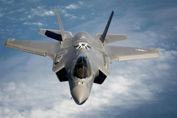 Έρχονται τα F-35, αλλά μετά την αναβάθμιση των F-16