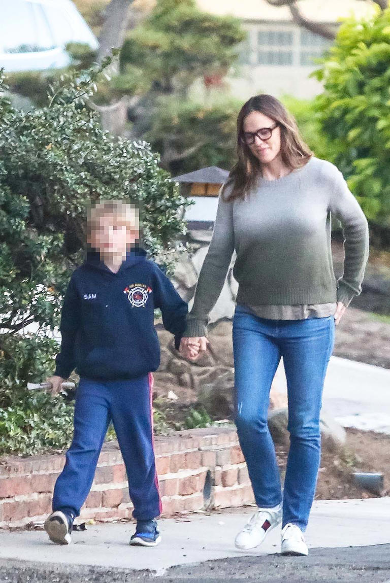 Jennifer Garner enjoyed a late afternoon walk with her son, Samuel. The pair held hands during their stroll as a break from their quarantine.