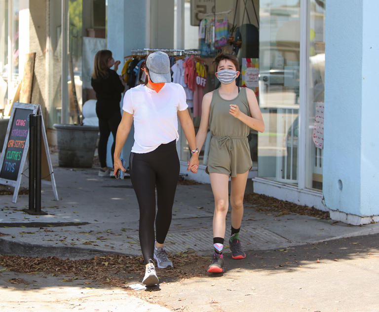 Jennifer Garner and Seraphina Affleck hold hands while going to a smoothie shop in Santa Monica on June 12, 2021. The outing came shortly after Seraphina’s 6th grade graduation.