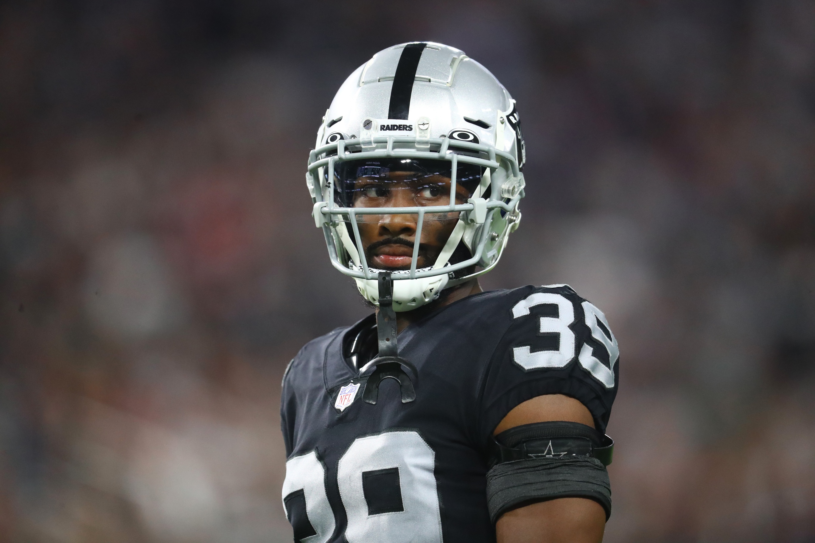 Raiders CB Nate Hobbs cited for driving 110 mph 2 weeks after DUI arrest