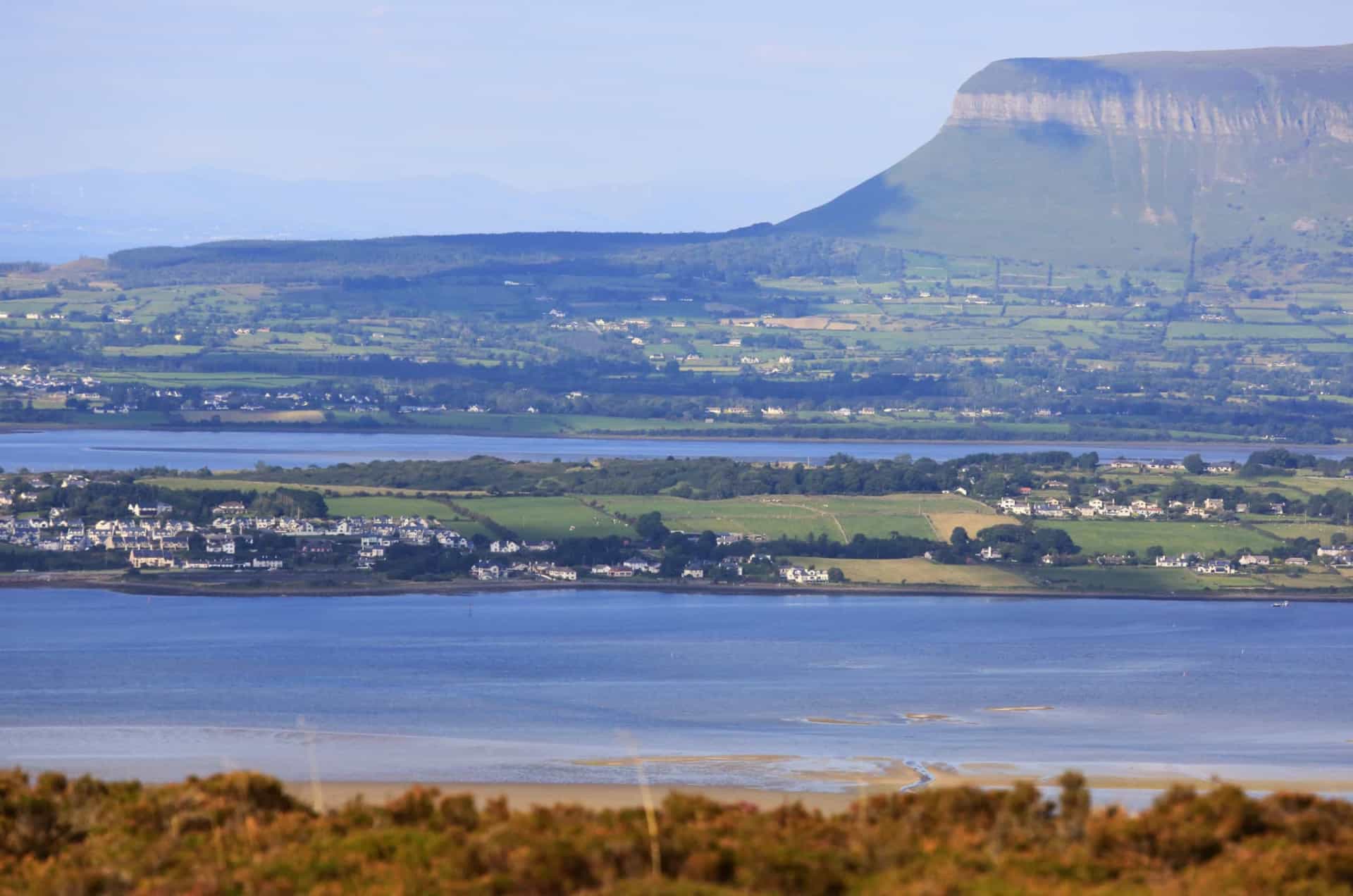<p>Rosses Point refers to both the name of this County Sligo village and the surrounding peninsula. No less than three lighthouses guard the approach to Rosses Point, which has claimed numerous vessels throughout history, including three ships of the Spanish Armada, which sank in September 1588.</p>