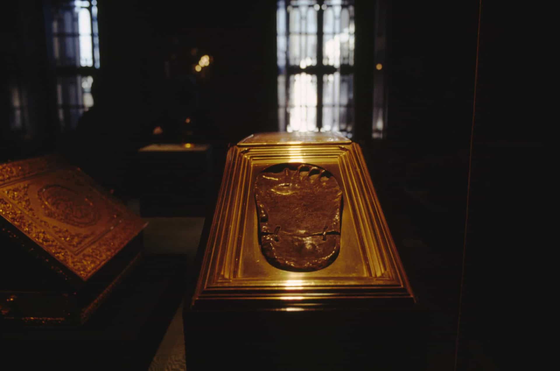 AATANSr.img?w=800&h=415&q=60&m=2&f=jpg