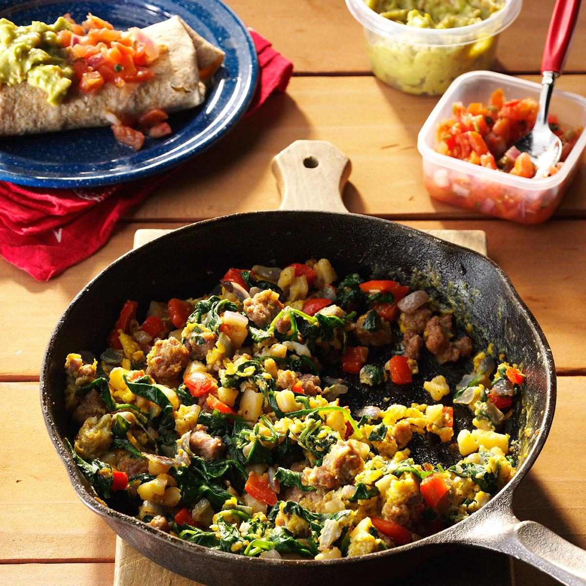 35 Easy Camping Meals You Can Actually Make Outdoors
