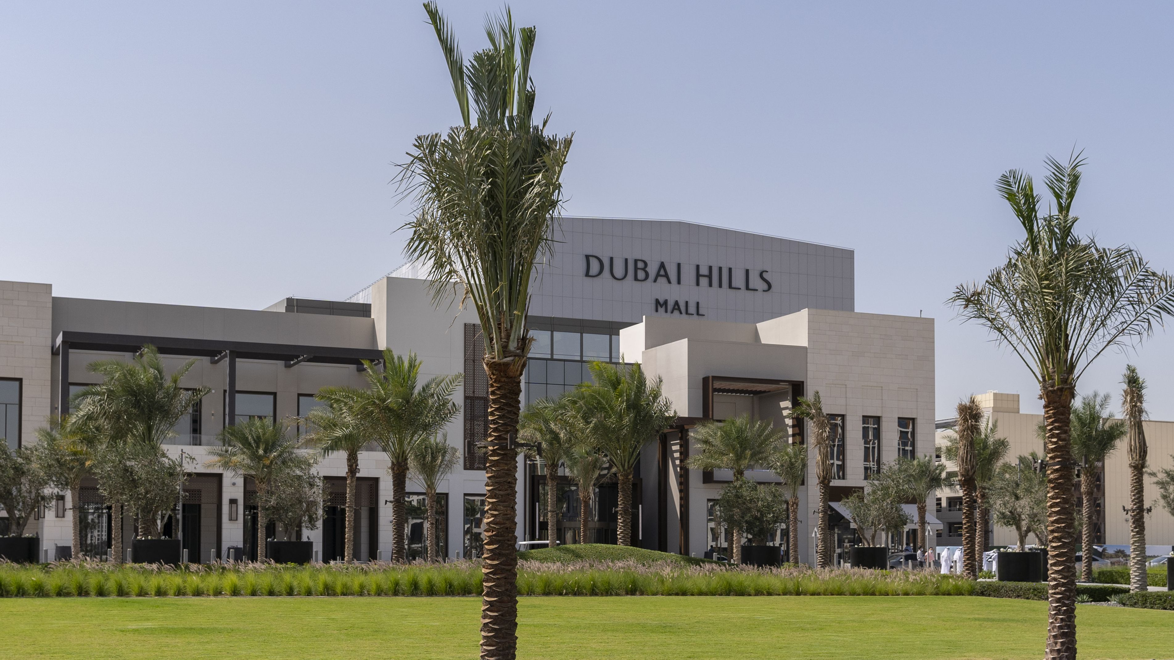 Дубайская компания. Дубай Хиллс Молл. Торговый центр Dubai Hills Estate. Хилл Молл Дубай. Дубай Хиллс Молл американские горки.