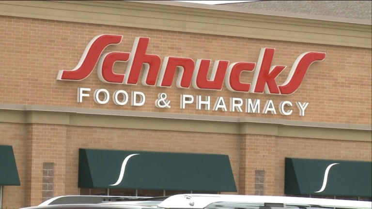 Schnucks robbery suspect allegedly points gun at officer before arrest