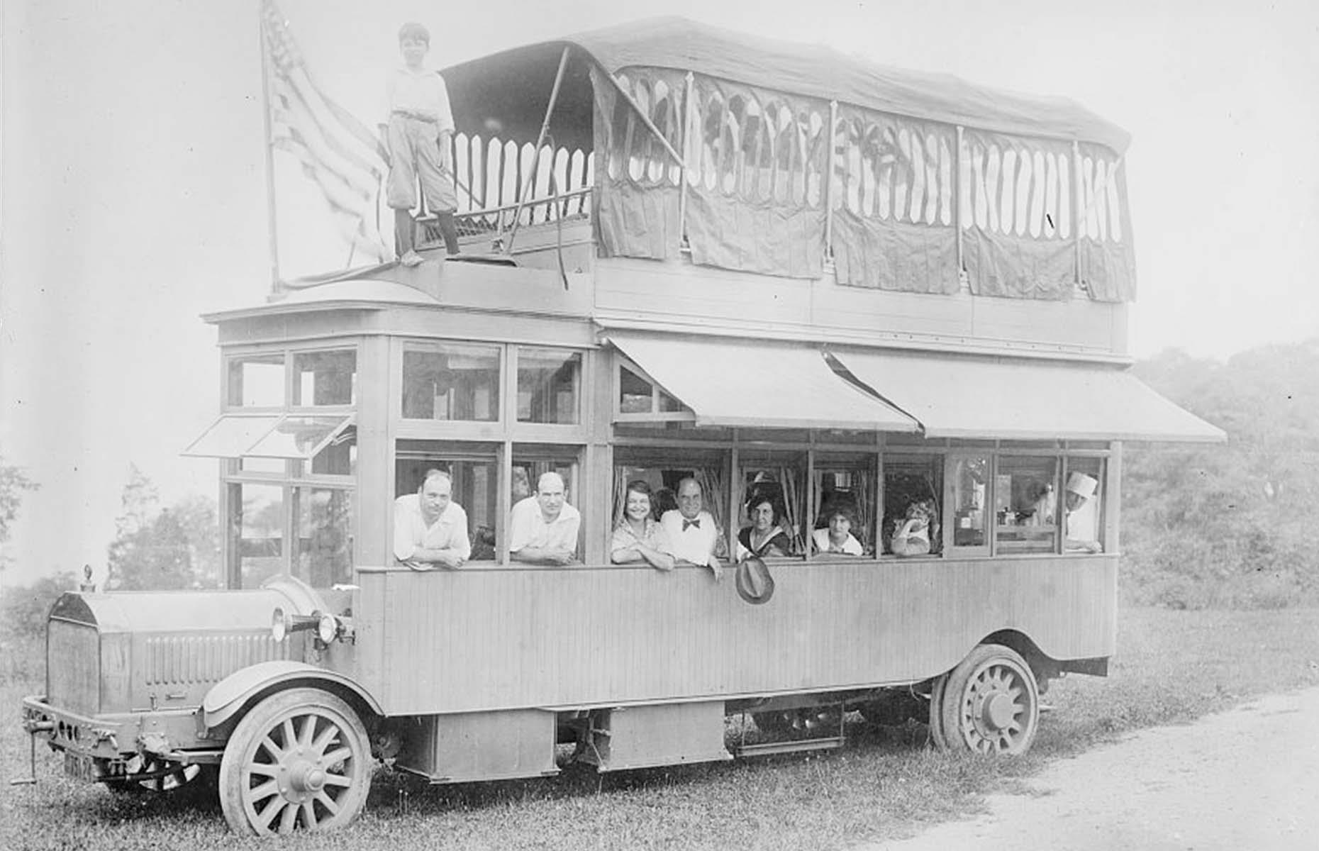 Another early iteration of the RV, which arguably resembles the modern kind even more closely, was made by husband and wife Roland and Mary Conklin. Roland was the president of the Chicago Motor Bus Company and they transformed a regular bus into a swish motorhome fit for a cross-country tour.
