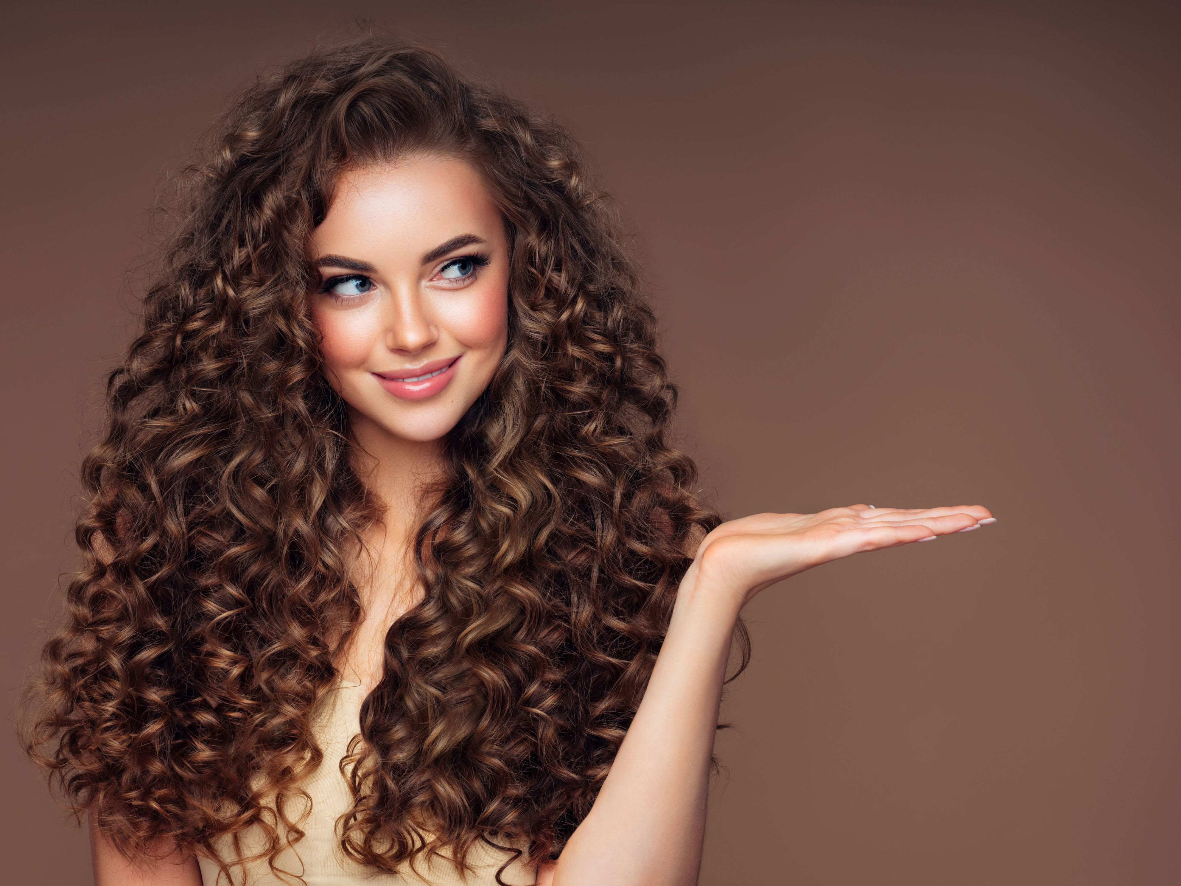 el número de veces que se debe lavar el cabello a la semana para acelerar su crecimiento