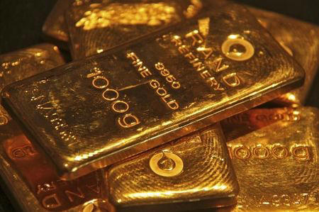 gold prices steady around $2,300 with inflation data in focus