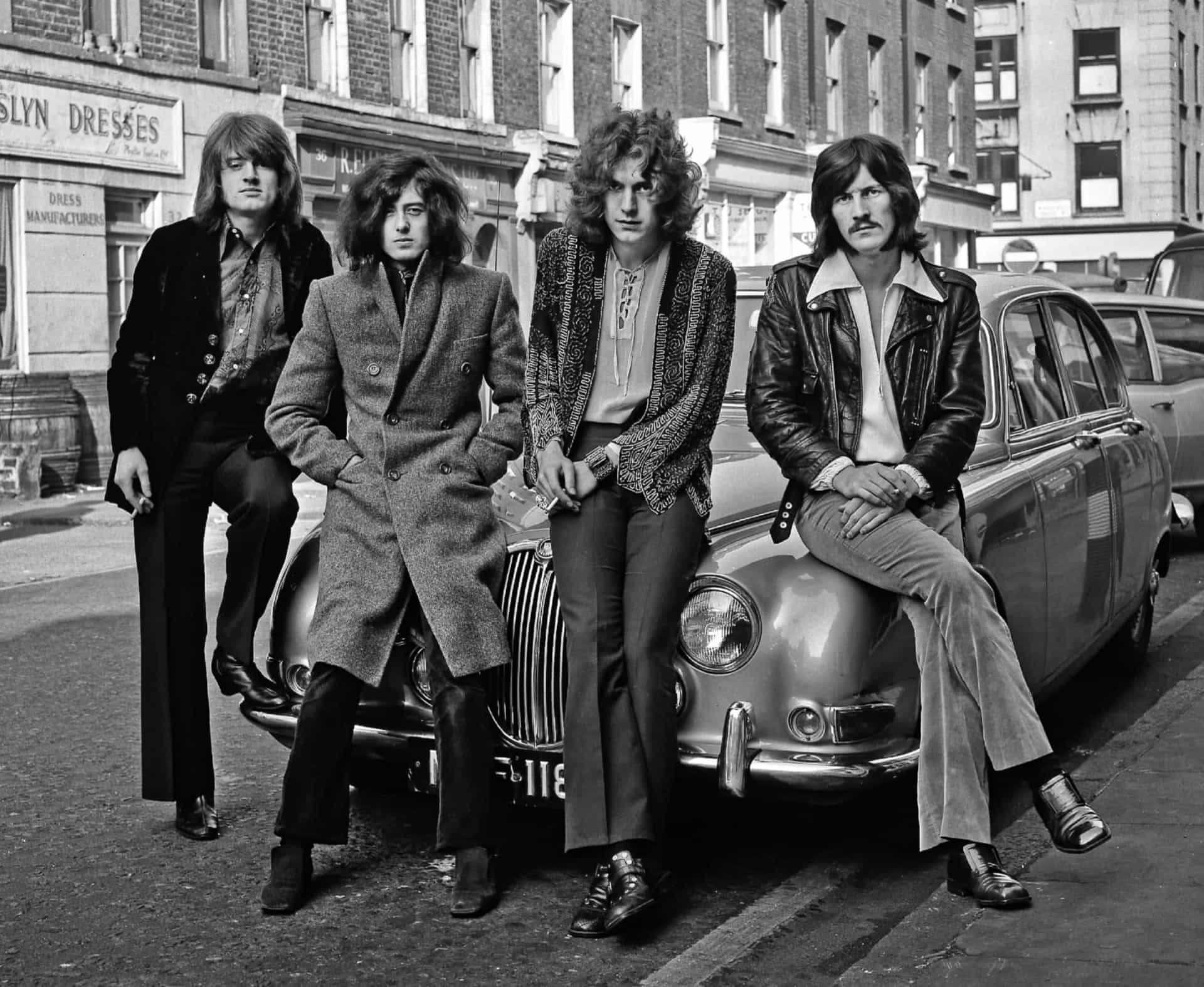 Зарубежный классик рок. Группа led Zeppelin. Led Zeppelin 1968. Led Zeppelin 1. Рок группа лед Зеппелин.