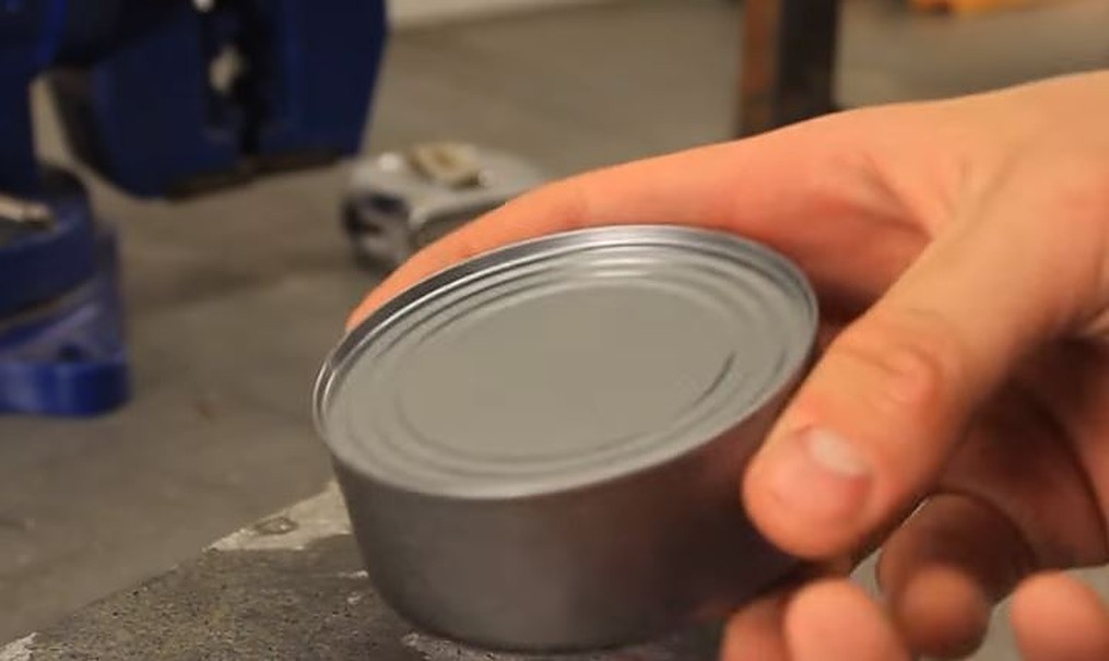 Good to know: How to open a can without a can opener