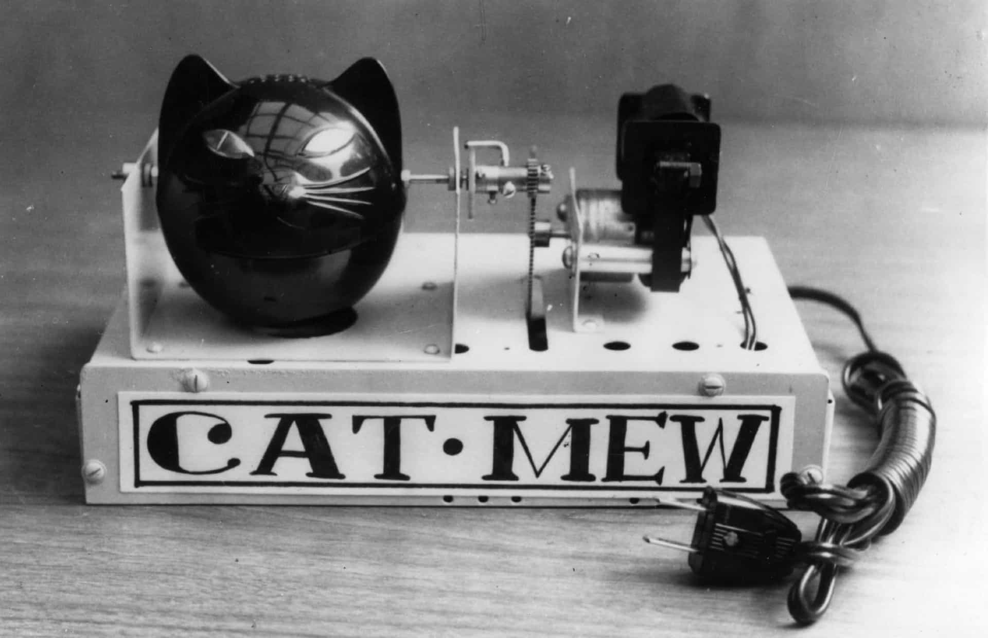 Cat-mew machine