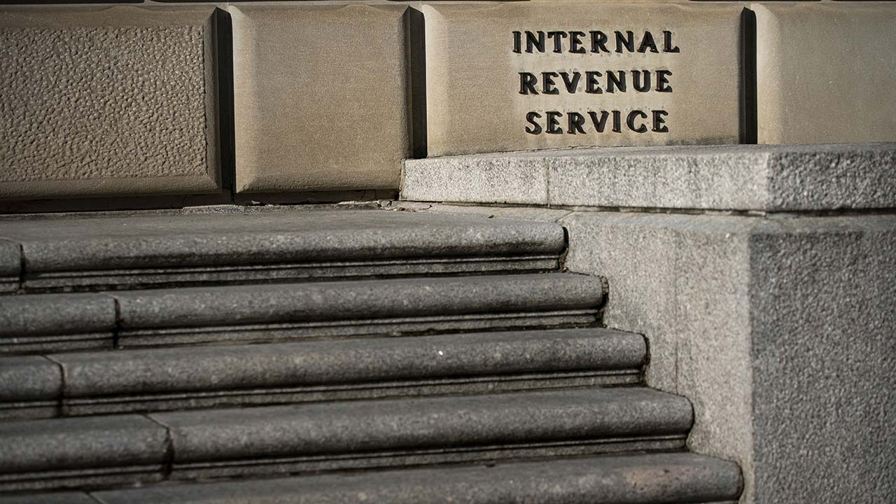 new-irs-tax-brackets-take-effect-in-2024-meaning-your-paycheck-could