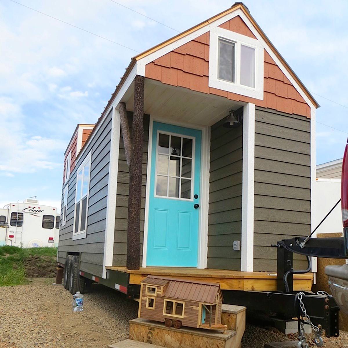 <p>Unless a tiny home is located on land the owner has purchased, there won’t be any additional value to the home. A tiny home isn’t necessarily going to <a href="https://www.familyhandyman.com/list/the-best-and-worst-projects-to-improve-your-home-resale-value/">increase in value</a> because the neighborhood suddenly becomes a hot market. But then again, ideally, a tiny home isn’t paying property taxes either.</p> <p>The price per square foot for <a href="https://www.realtor.com/news/trends/strange-allure-of-tiny-homes-explained/" rel="nofollow">a tiny home (500 square feet or less) averages $201 a square foot, according to realtor.com.</a> A home between 501 and 1,000 square feet averages $96 per square foot. The average cost of building your own tiny house is $25,000, according to <a href="http://thetinylife.com/the-fallacy-of-a-tiny-house/" rel="nofollow">The Tiny Life</a>.</p>
