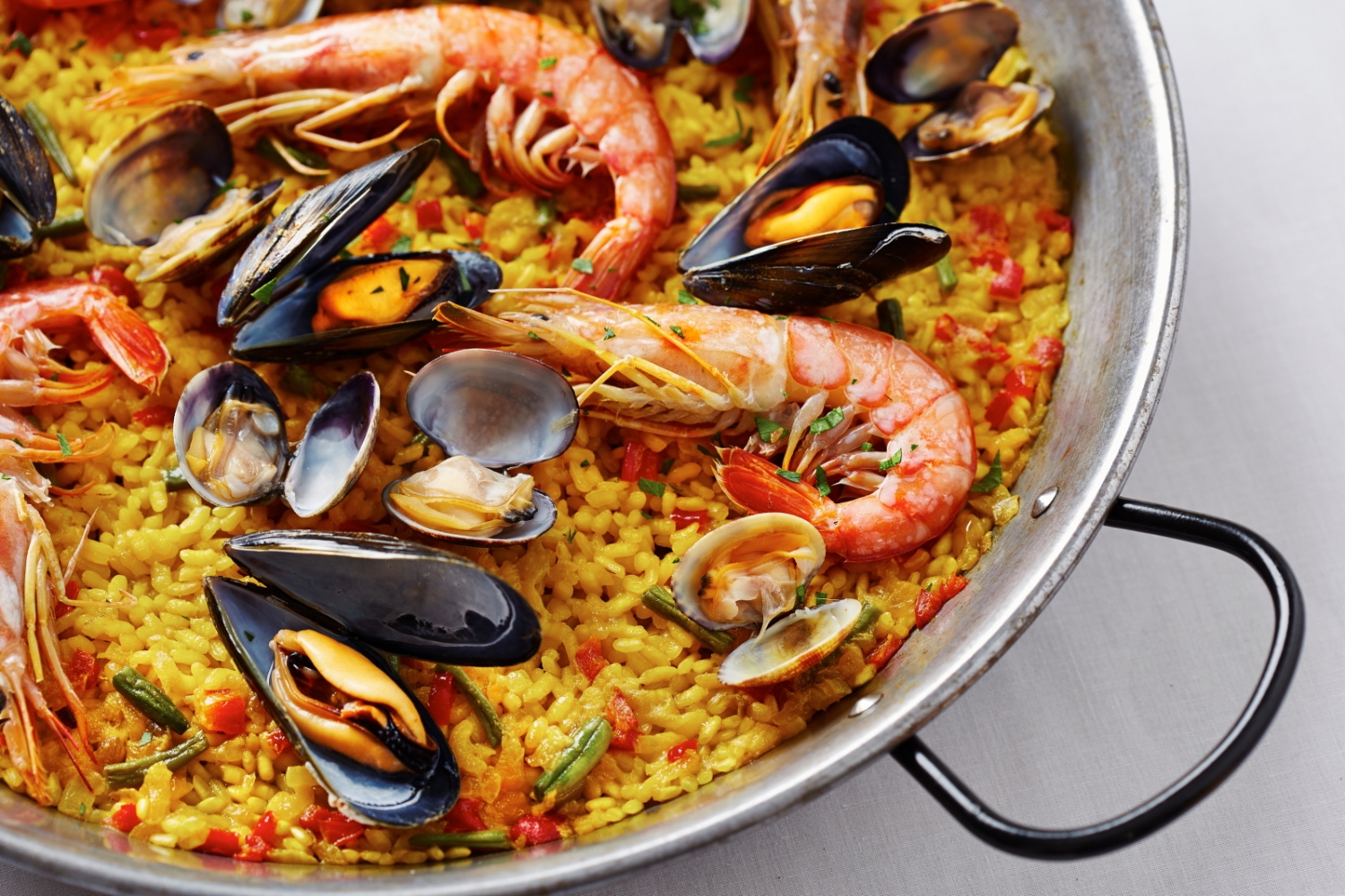 Dieses einfache Rezept für eine spanische Paella gelingt jedem!