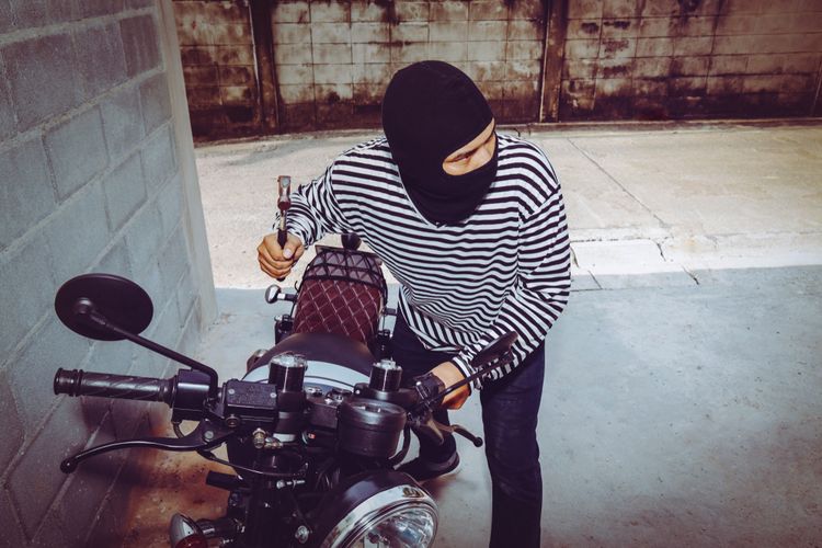 Perawat di Jaksel Ditipu Pacar, Motor dan Ponsel Hilang Saat Menginap di Hotel