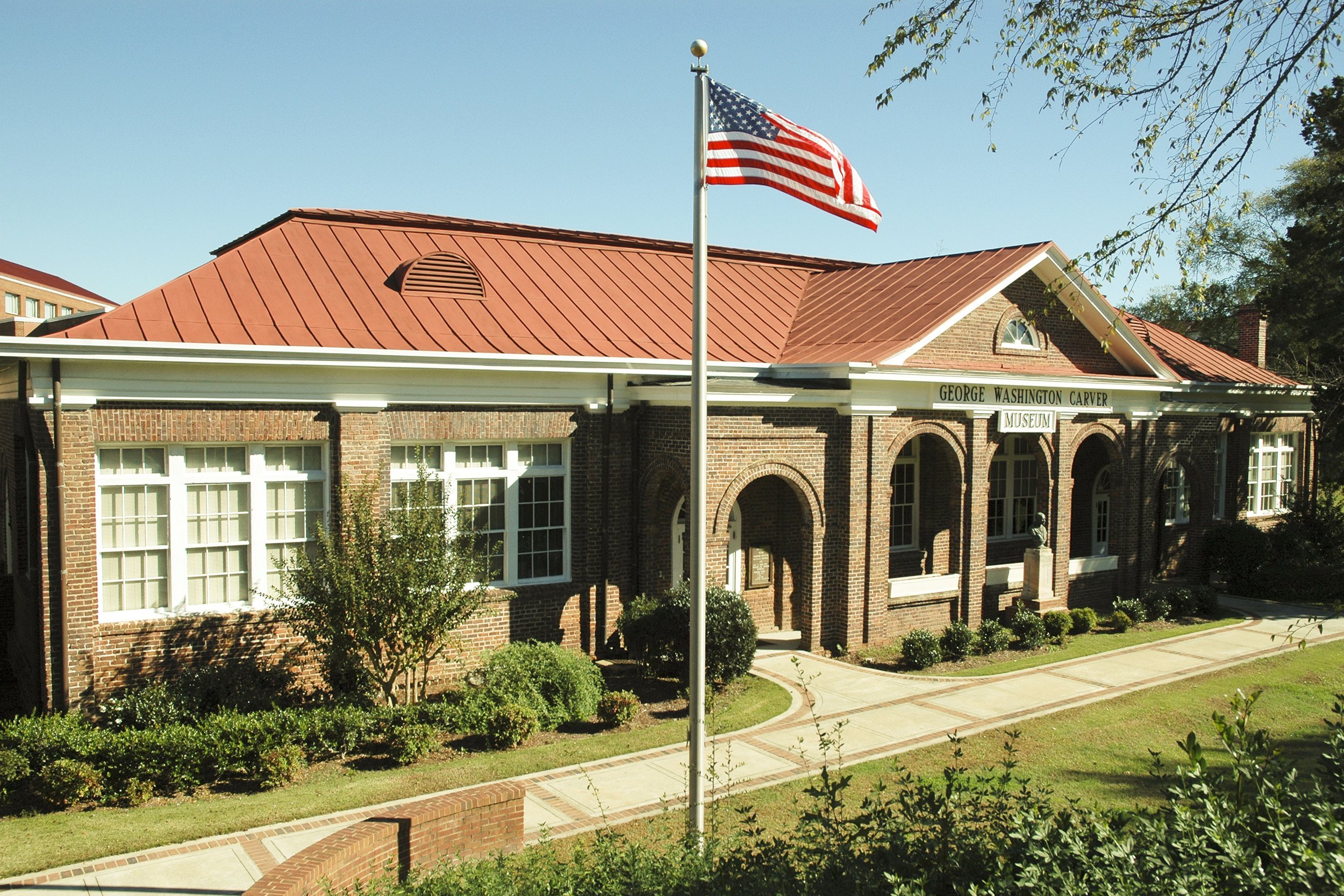 <p>Alabama has no national park, but it does have several national historic trails and sites. The <a href="https://www.nps.gov/tuin/index.htm">Tuskegee Institute</a> includes sites closed since March 2020: the George Washington Carver Museum, and Booker T. Washington's home. Nearby, the Tuskegee Airmen National Historic Site was established to honor the African-American airmen who served in World War II. </p><p><b>Related:</b> <a href="https://blog.cheapism.com/black-history-month-tours-15558/">Amazing Places to Learn About Black History</a></p>