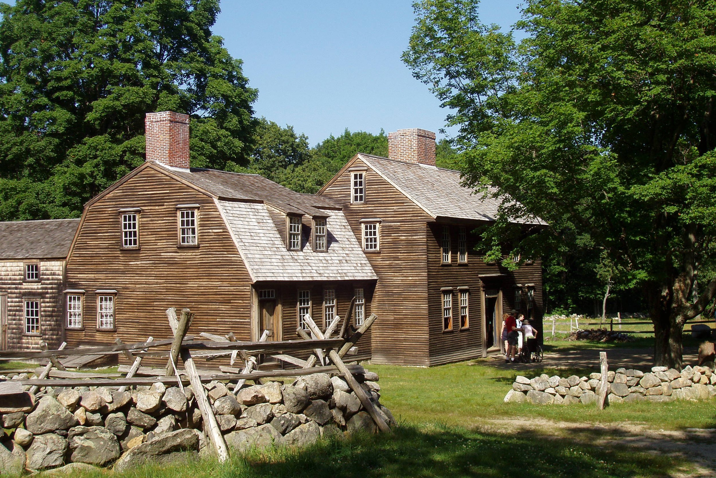 <p>The origins of the Revolutionary War are remembered at the <a href="https://www.nps.gov/mima/index.htm">Minute Man National Historical Park</a>. Here, visitors can explore battlefields, tour authentic homes and taverns, and watch a musket demonstration by costumed park rangers. Admission is free.</p><p><b>Related:</b> <a href="https://blog.cheapism.com/new-england-trivia/">Things You Didn't Know About New England</a></p>
