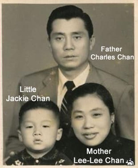 Slide 4 de 40: Os pais de Chan eram o mordomo Charles Chan Chi-Ping e a empregada doméstica Lee-Lee Chan Yuet-Wing.