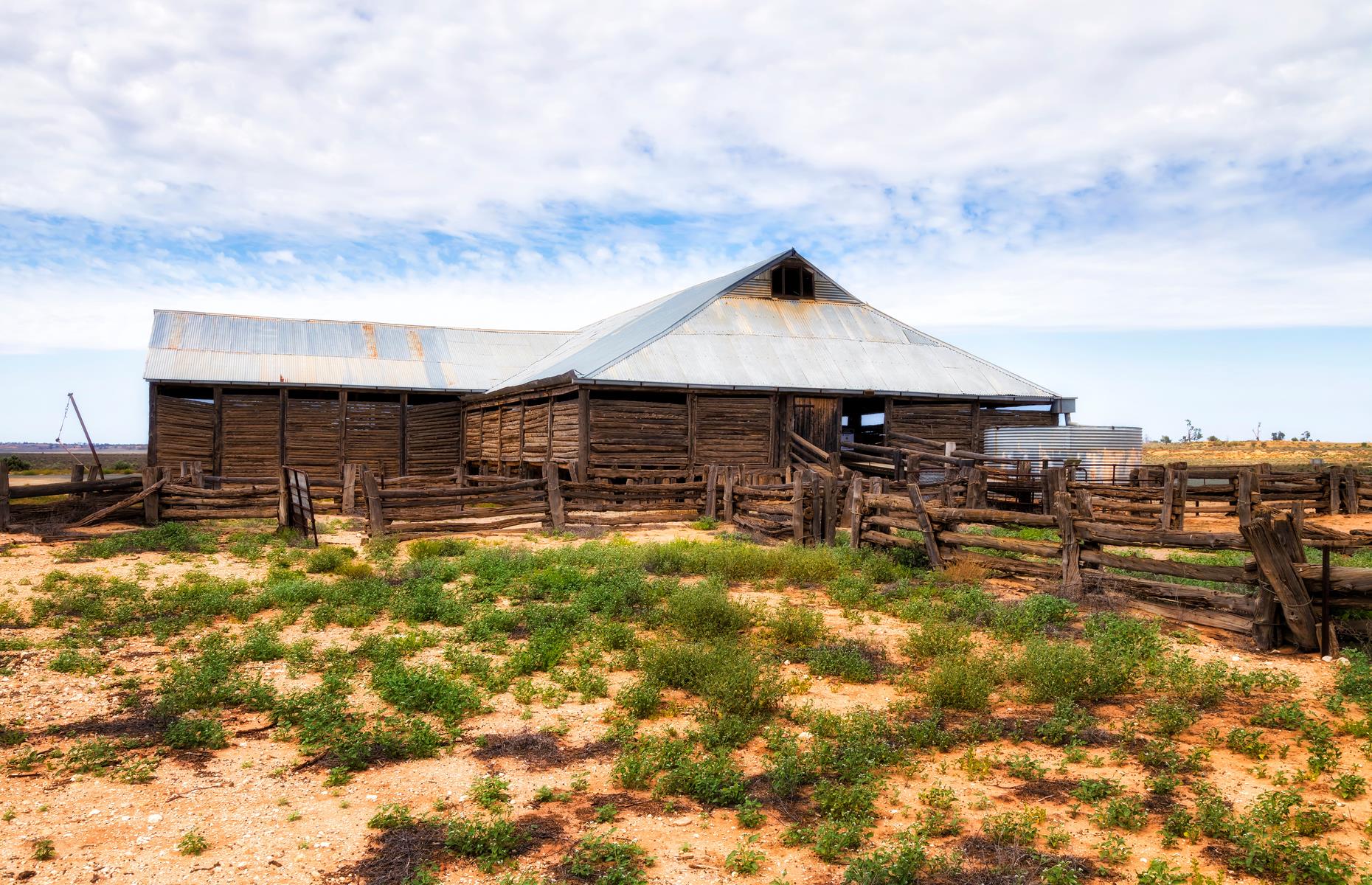 Learn about the pastoral heritage of this remote part of regional southwestern New South Wales in Mungo National Park. An old woolshed, built in 1869 as part of the historic Gol Gol pastoral station, can be explored. It was made from local long cypress pine trees and would have had capacity for 18 men to hand shear over 50,000 sheep. The park also contains the intriguing remains of the long-abandoned Zanci Homestead.
