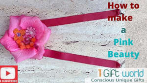 How to make a pink necklace with recycled material
