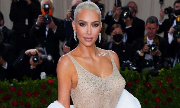Diapositiva 1 de 31: Kim Kardashian ha roto su silencio y se ha pronunciado (al fin) tras la polémica en la que se vio envuelta después de acudir con el icónico vestido de Marilyn Monroe a la Gala MET de 2022.