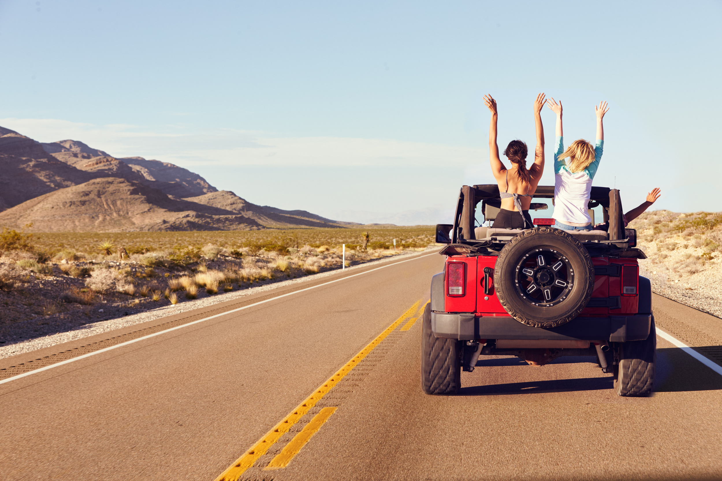 <p>Summer is almost here, which means that it's time to start planning some relaxing time away from home. Even with gas prices on the rise, for many folks taking a road trip is the most economical way to plan a vacation, especially if you're traveling with a big family.</p><p>Flip through the gallery for 20 essential tips that will help you have a successful road trip, from what you'll need to prepare ahead of time to the perfect snacks for the road. </p>