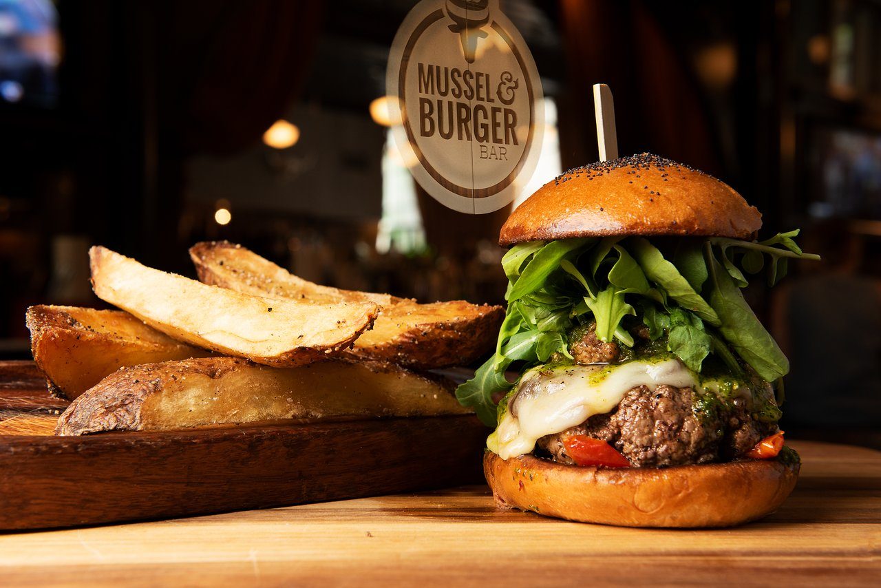 Kentucky: Mussel & Burger Bar