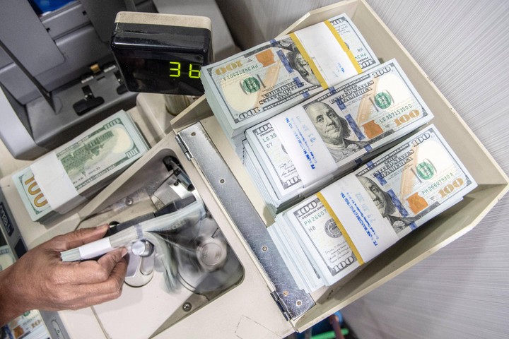 dana asing masuk ke ri rp 27,35 t dari lelang sekuritas rupiah bank indonesia