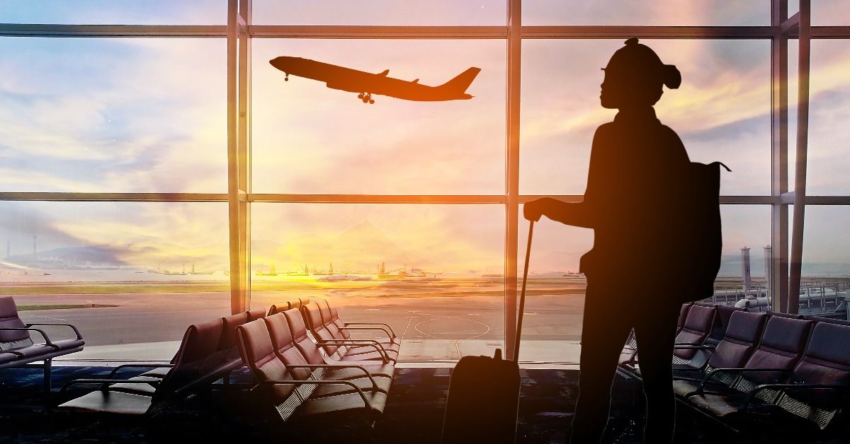 <p> The most expensive times to fly are in the middle of the day, from around 10 a.m. to around 7 p.m. Travelers do not want to have to wake up super-early and fight rush hour traffic to the airport, nor do they want to arrive late at night when they’re tired and hungry. </p><p class="">  <p class=""><a href="https://www.financebuzz.com/shopper-hacks-Costco-55mp?utm_source=msn&utm_medium=feed&synd_slide=4&synd_postid=7101&synd_backlink_title=6+Genius+Hacks+All+Costco+Shoppers+Should+Know&synd_backlink_position=2&synd_slug=shopper-hacks-Costco-55mp">6 Genius Hacks All Costco Shoppers Should Know</a></p>  </p>