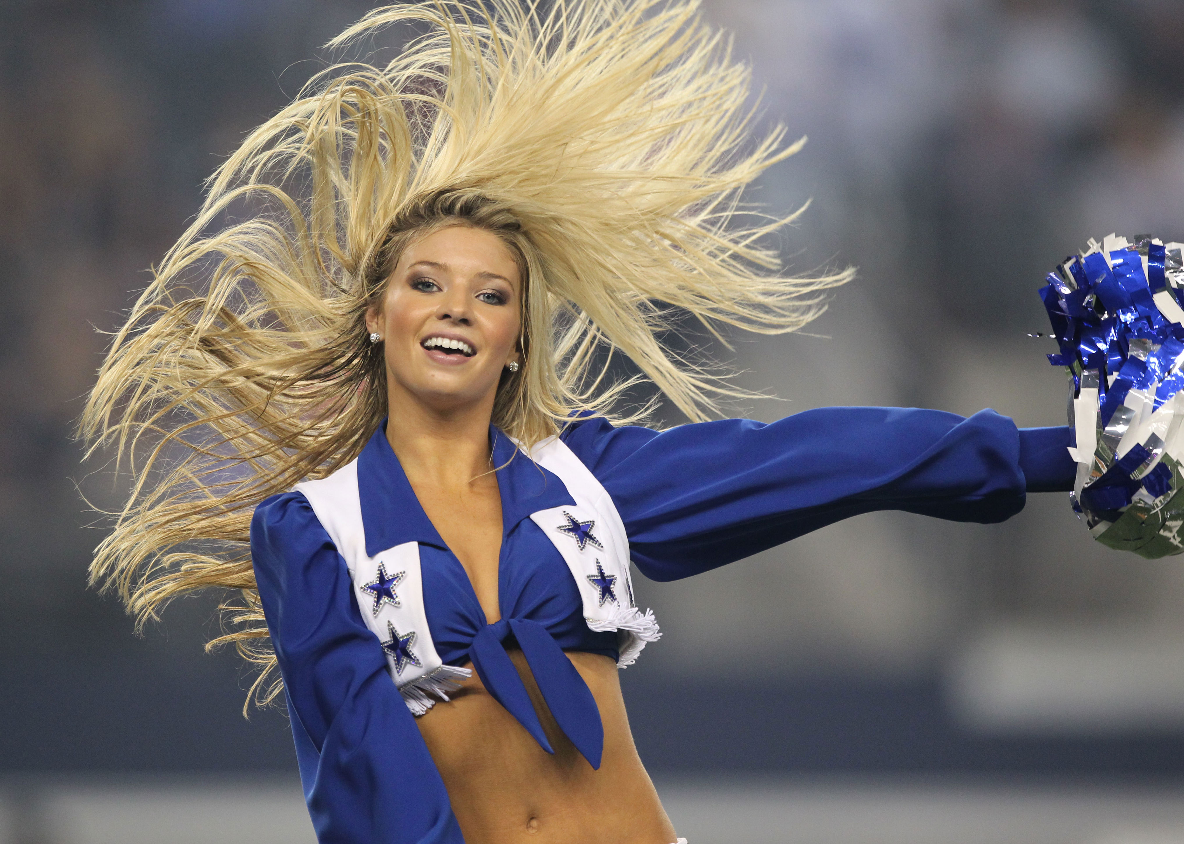 Dallas Cowboys cheerleaders through the years