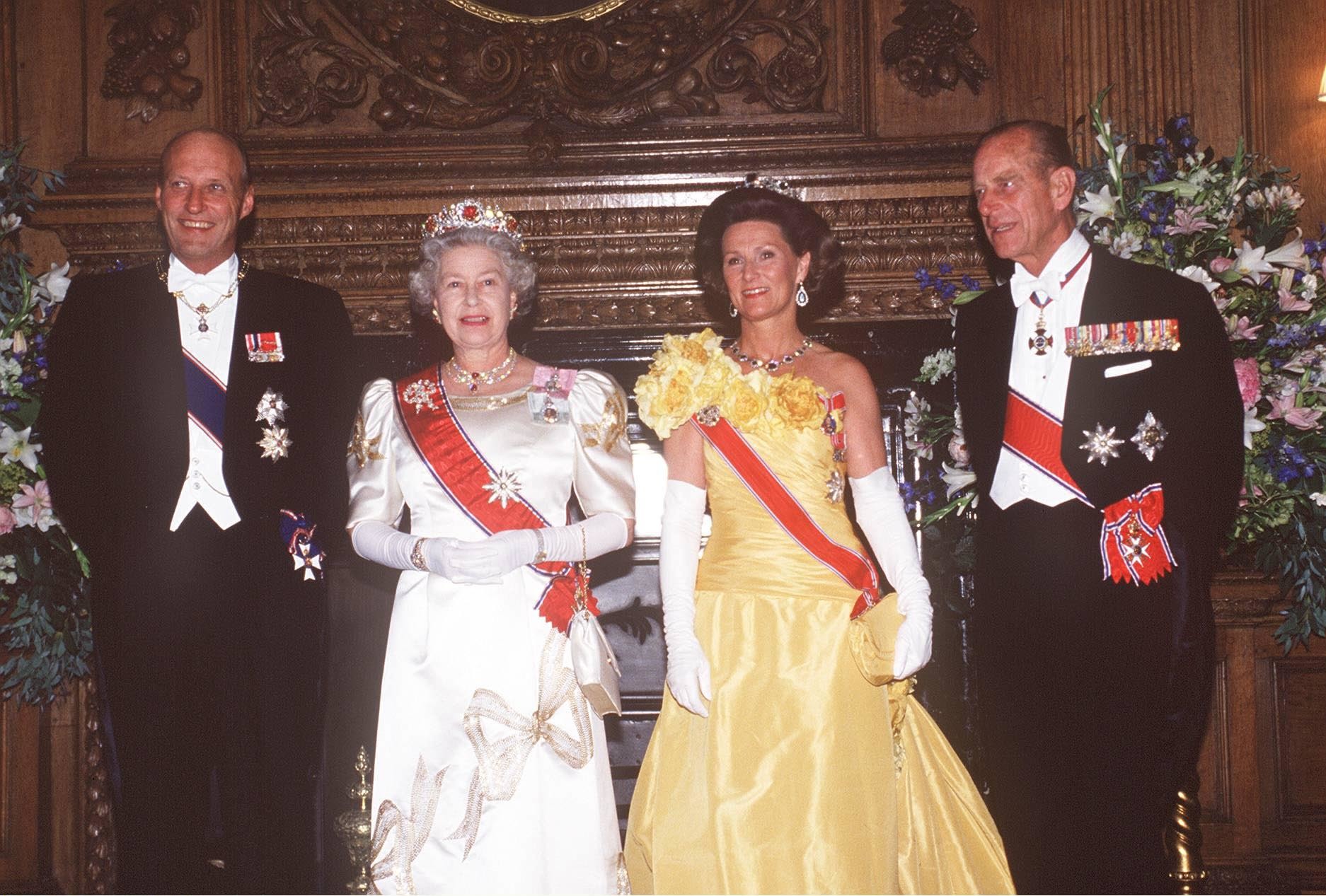 <p>The monarch has also hosted other royals in Scotland: She's seen here with husband Prince Philip and King Harald and Queen Sonja of Norway during the foreign royals' state visit to Scotland on July 6, 1994.</p>