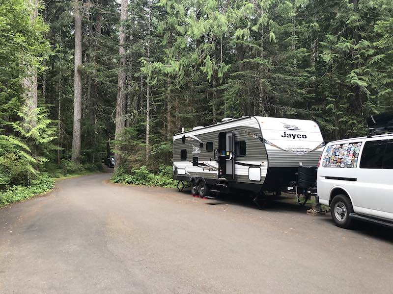 40+ Helpful Tips For Planning An RV Trip