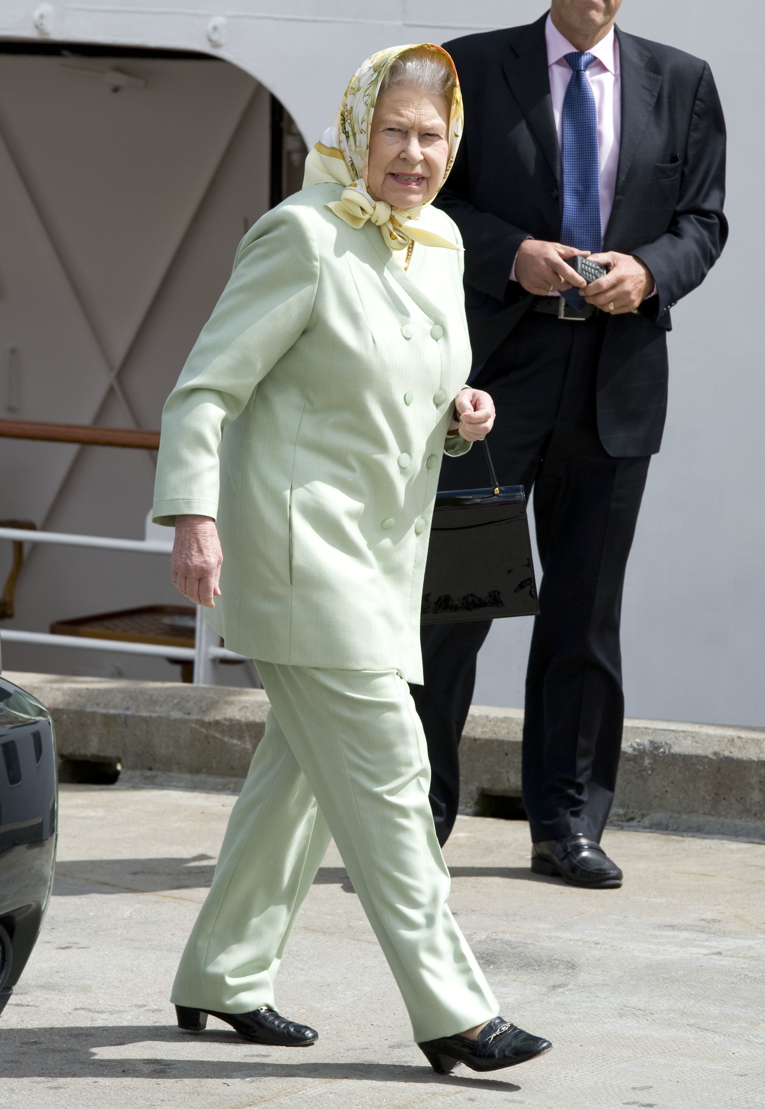 <p>A rare sight indeed! Queen Elizabeth II wore pants in public as she joined other members of the royal family to start a two-week cruise in Stornoway, Isle of Lewis, in the Outer Hebrides in Scotland on July 23, 2010. The cruise was a celebration to mark the 50th birthday of Prince Andrew and the 60th birthday of Princess Anne.</p>