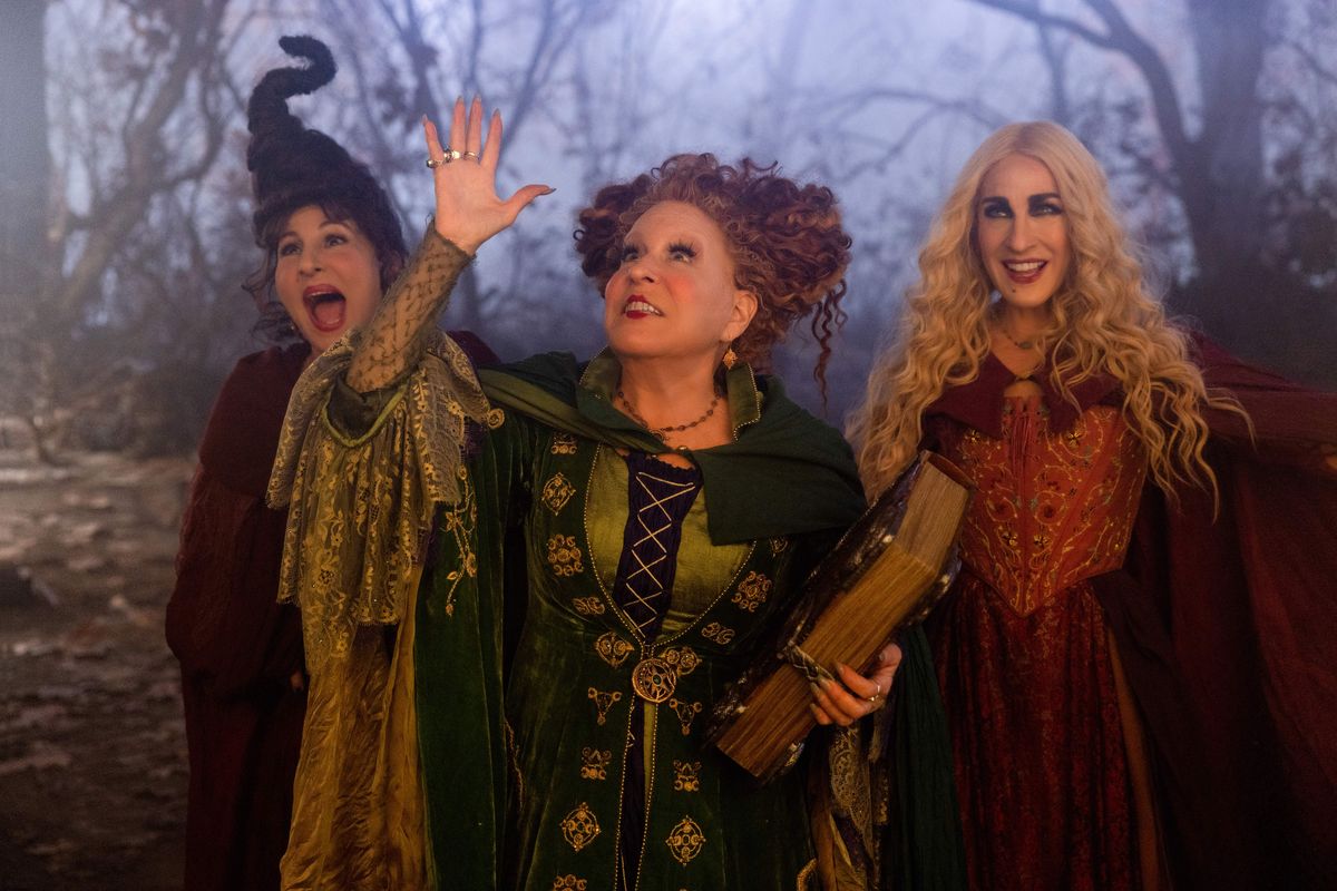 hocus pocus 3 is officially happening at disney