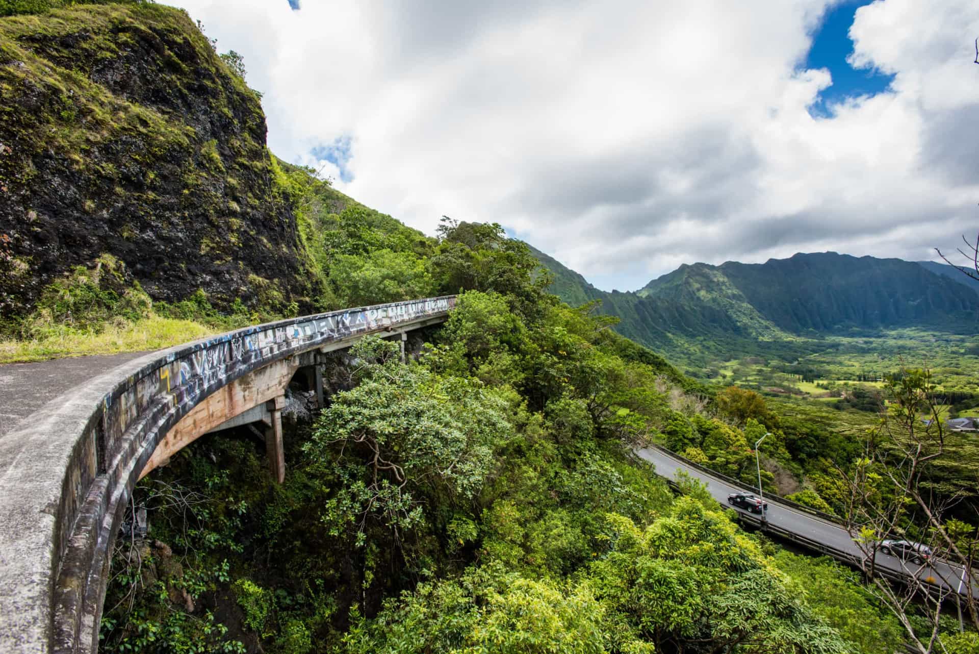 <p>The Pali Highway on the island of Oahu is said to be haunted by the ghost of an old woman and her dog. But there are many haunted spots along the road, including spots where murders took place, a Chinese cemetery, and Iolani Palace, which is said to be haunted by the spirit of Queen Lili'uokalani.</p>