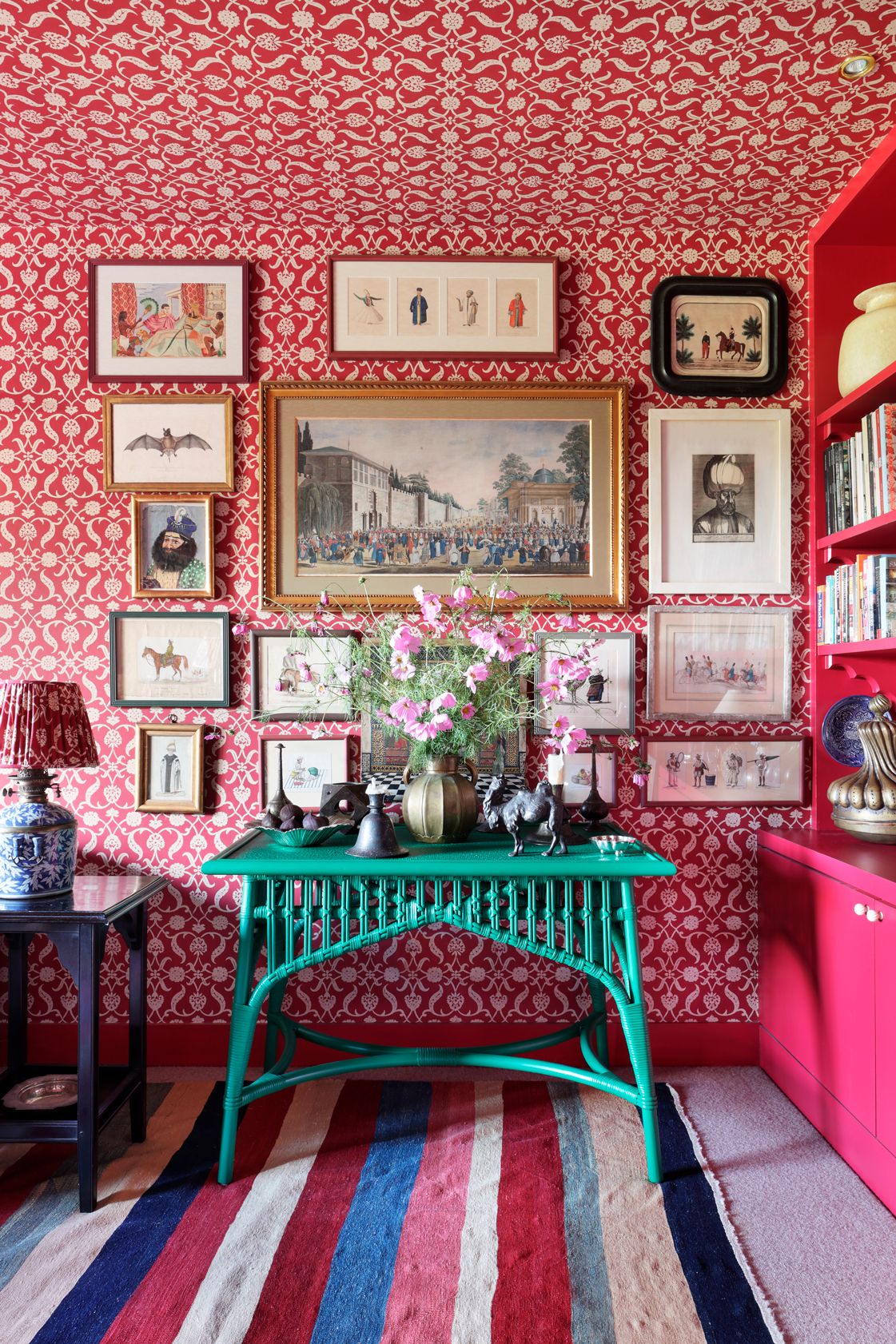30 masterclass lessons in decorating with color