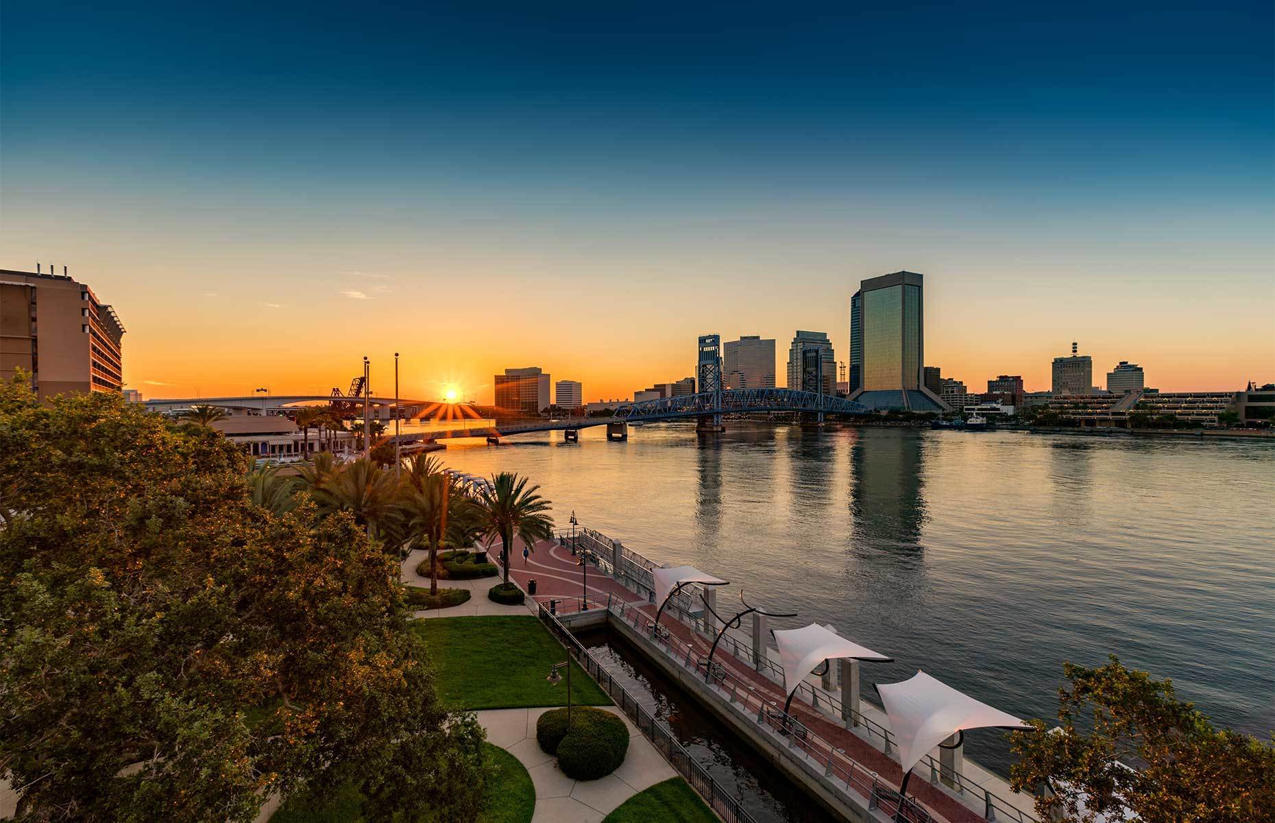 <p class="p1"><span>Jax, as locals like to call it, is full of surprises from morning to night. During the day, choose from among its <a href="https://www.visitjacksonville.com/things-to-do/culture/museums/" rel="noreferrer noopener"><span>nearly 20 museums</span></a> and <a href="https://www.visitjacksonville.com/things-to-do/beaches-water/" rel="noreferrer noopener"><span>numerous beaches</span></a>. Once evening falls, be sure to leave room in your schedule for enjoying a rooftop beverage. Jacksonville boasts no fewer than <a href="https://www.visitjacksonville.com/blog/jacksonvilles-top-rooftop-bars/" rel="noreferrer noopener"><span>nine rooftop bars</span></a> where patrons feel as though they’re sitting on top of the world.</span></p>