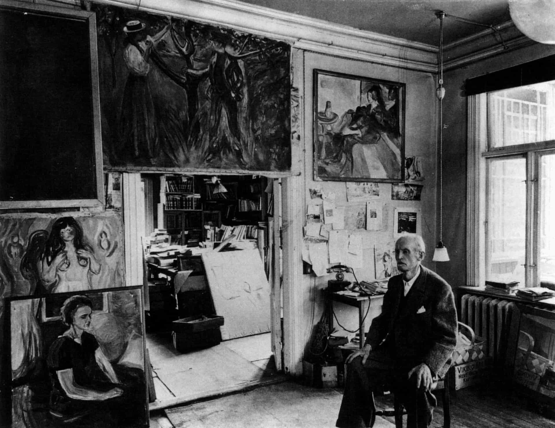 <p>El artista noruego Edvard Munch, creador de la famosa pintura "El grito", tenía talento para capturar el sufrimiento en su obra. Cuando contrajo la gripe española en 1919, pintó un autorretrato durante su enfermedad.</p>