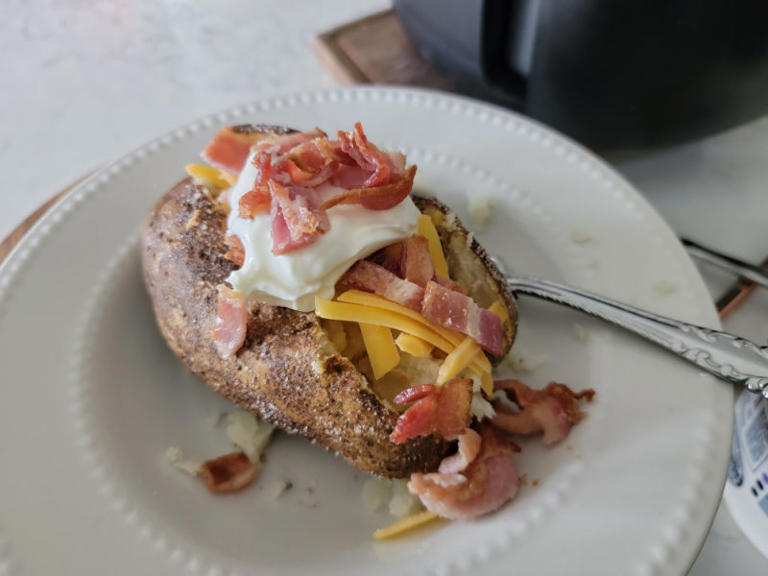 Easy And Oh-so-delicious Air Fryer Baked Potato Recipe!