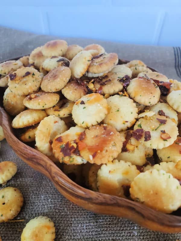 Spicy Oyster Crackers Recipe
