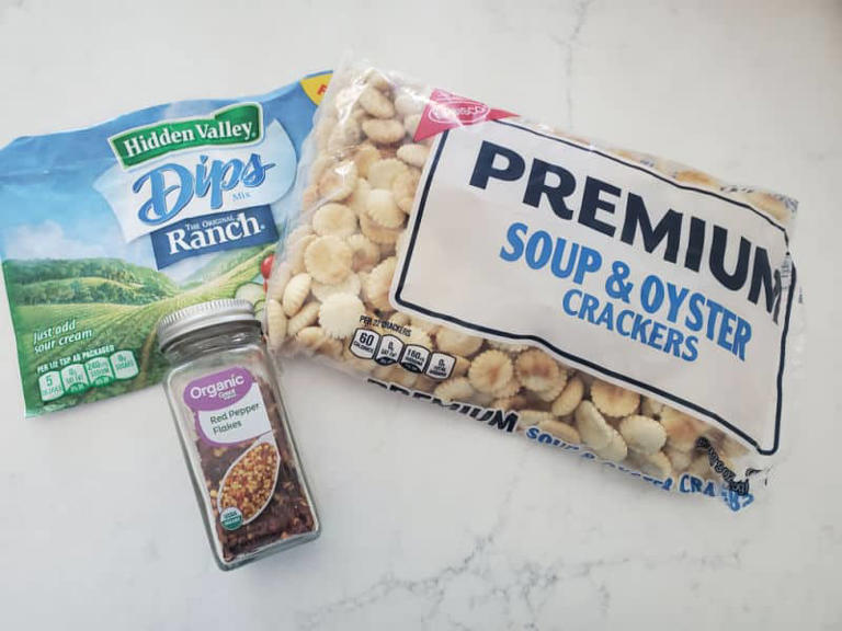 Spicy Oyster Crackers Recipe