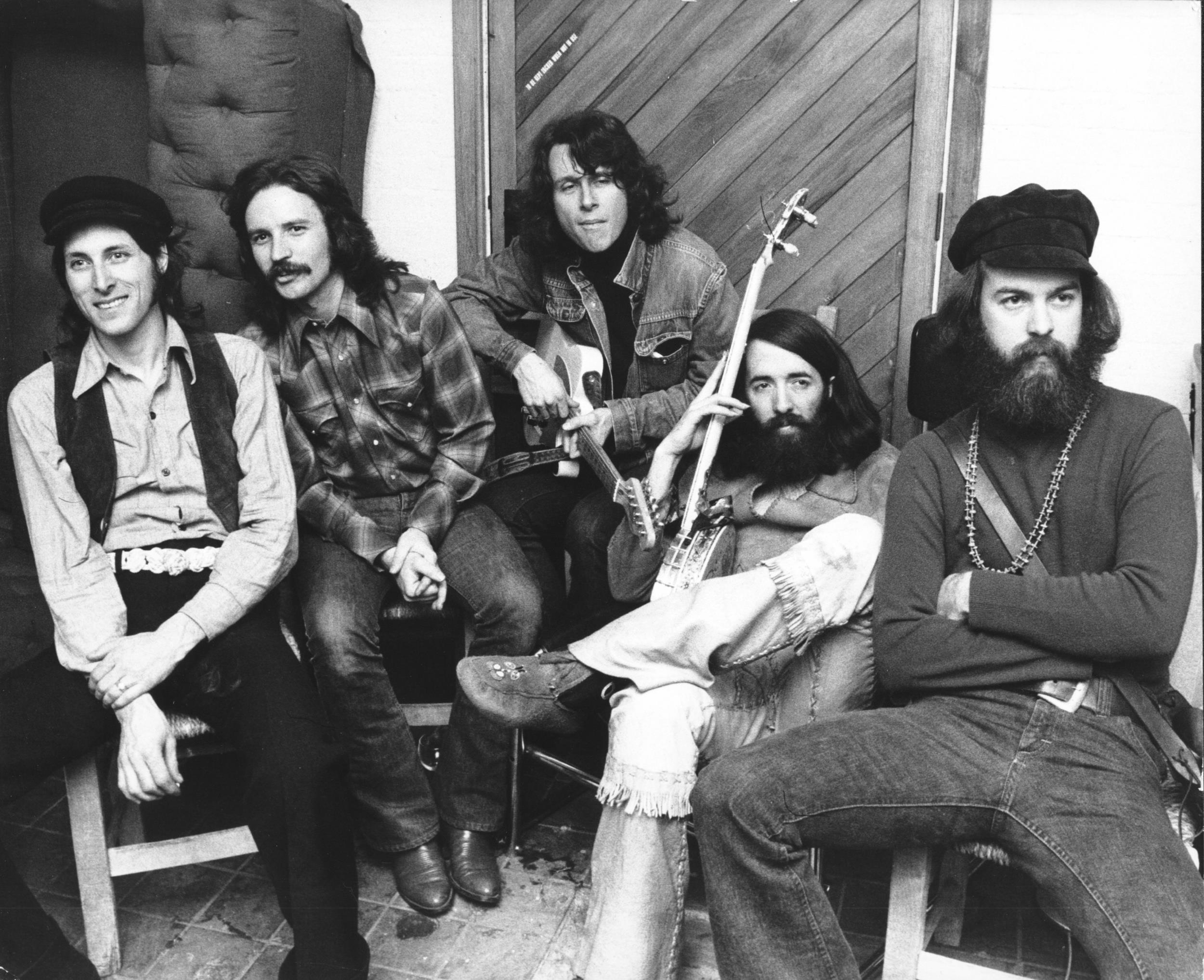 Nitty gritty. Dirt Band. Кантри группы США. Nitty gritty Dirt Band группа лого.