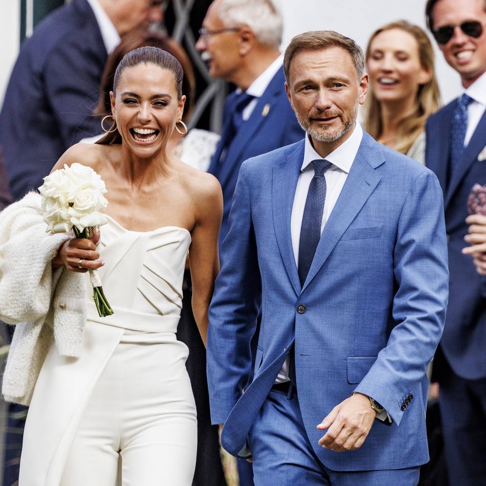 Christian Lindner Und Franca Lehfeldt Posten Neujahrsfoto