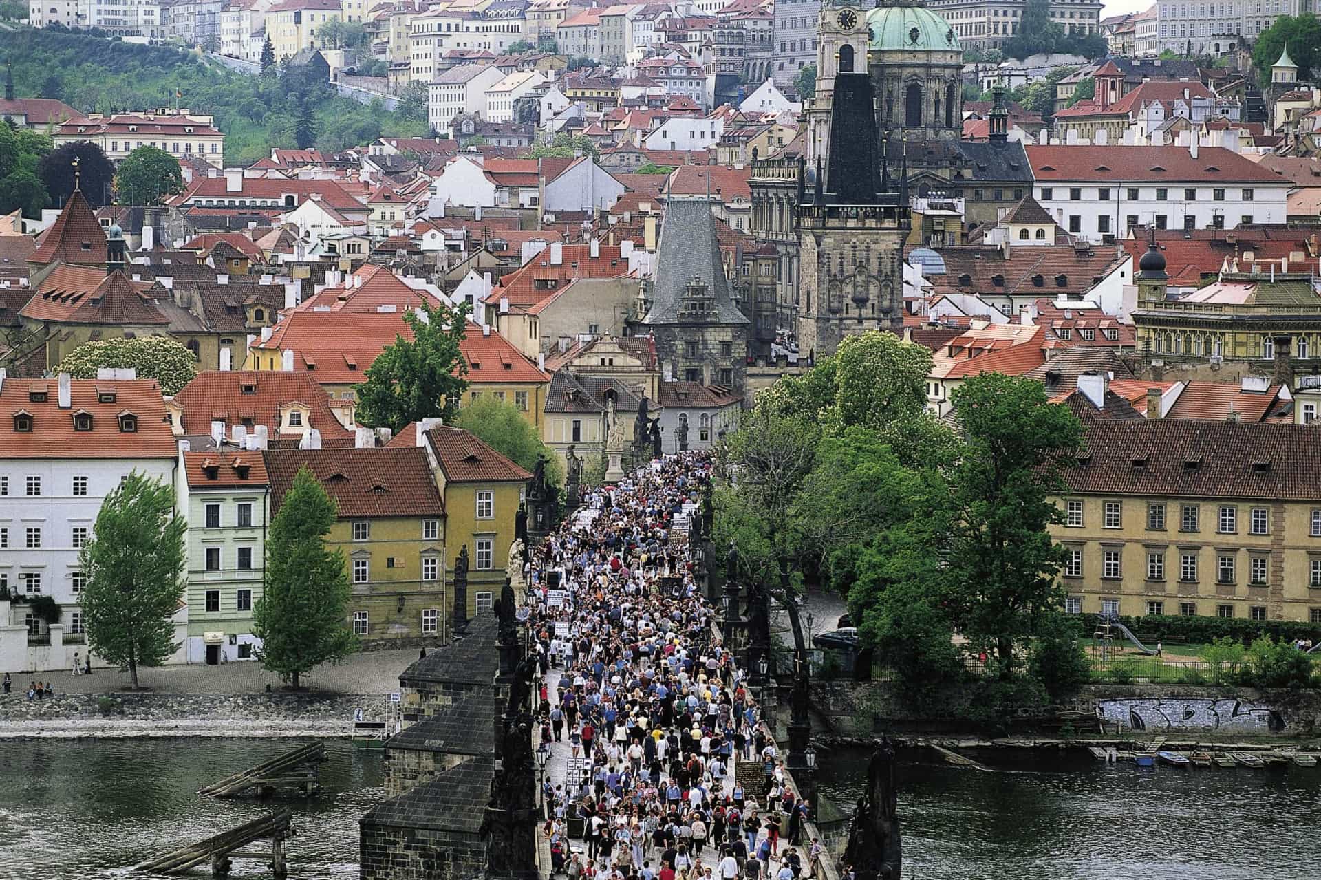 <p>Tourists flocked to Prague in the year Czechoslovakia dissolved. Perhaps they were scared things would change dramatically after the split and wanted to visit the city in all its glory. </p>
