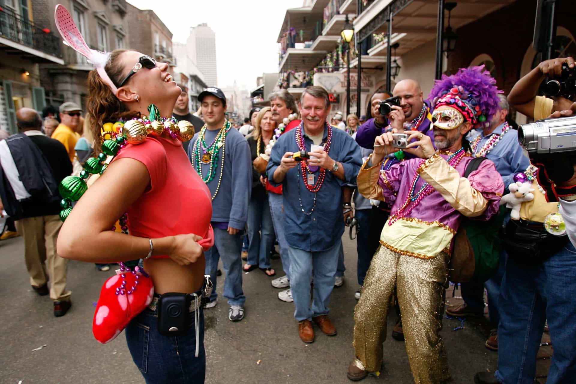 <p>Mardi Gras was particularly special in 2007. It marked two years after the devastating Hurricane Katrina hit the <a href="https://www.starsinsider.com/travel/379815/things-you-never-knew-about-new-orleansbut-really-should" rel="noopener">area</a>, so people really wanted to party and celebrate life!</p>