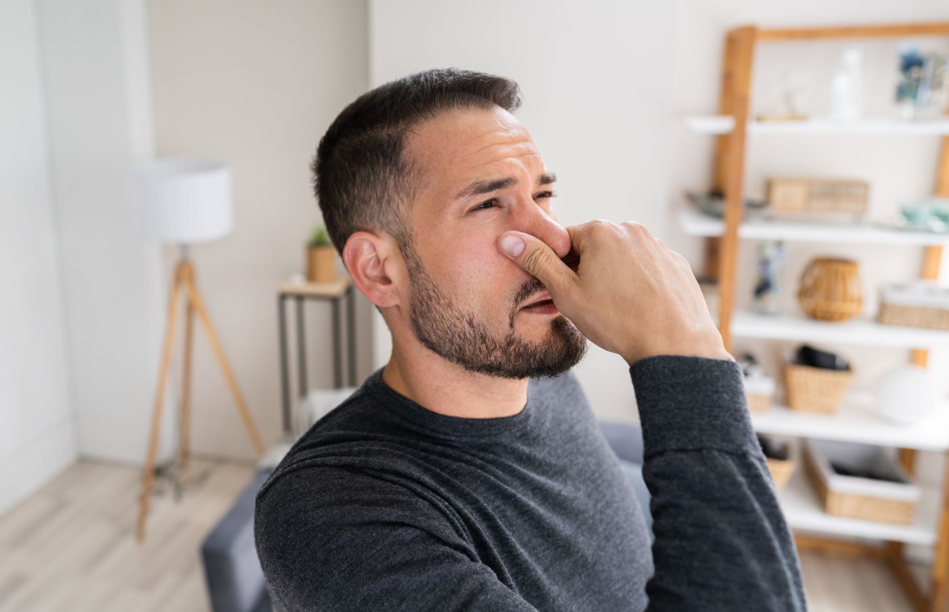 What causes a person to hallucinate?