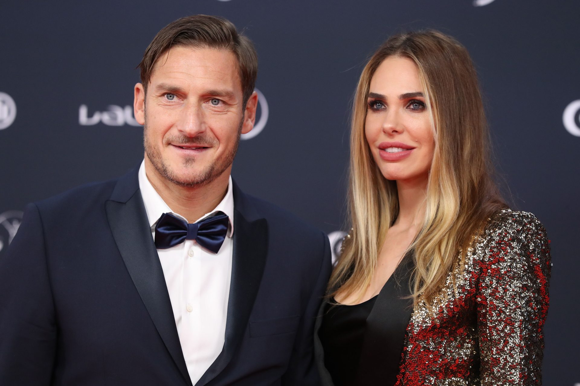 <p>Tras veinte años de relación y tres hijos en común, Francesco Totti y su esposa, Ilary Blasi, han acabado su relación. Una decisión dolorosa pero inevitable según ha dicho el propio futbolista.</p>